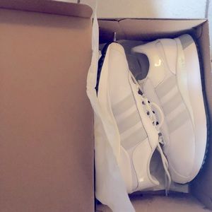 Women Adidas Aldridge